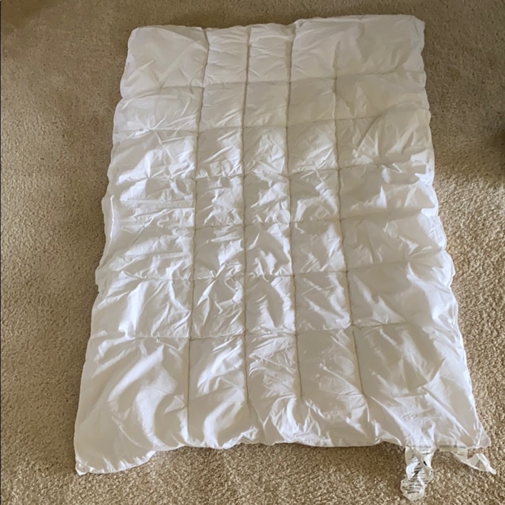 Toddler bed down comforter insert